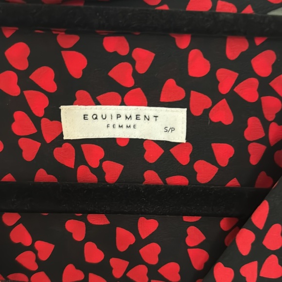 Equipment Heart Silk Blouse - size S - Picture 2 of 2